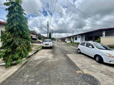 Venta de Casa en Altos de Panama — imagen 2 de 4