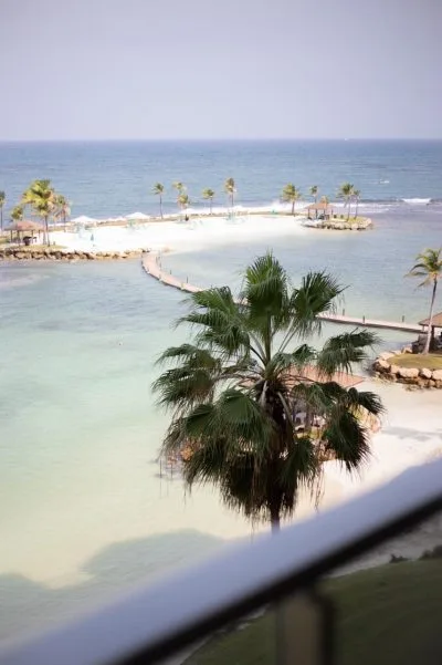 VENTA DE APARTAMENTO PLAYA ESCONDIDA (EC) VISTA AL MAR — imagen 3 de 10