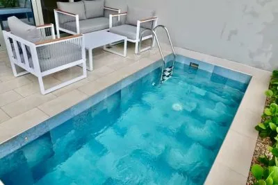 VENTA APARTAMENTO PLAYA ESCONDIDA CON PISCINA PRIVADA (EC) — imagen 4 de 10