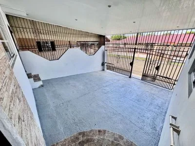VENTA CASA CERRO VIENTO DE OPORTUNIDAD (EC) — imagen 4 de 10