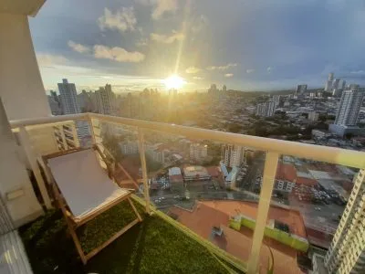 VENTA APARTAMENTO VIA ESPAÑA AMUEBLADO (EC)