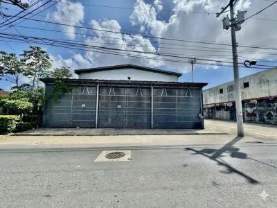 VENTA GALERA EN RIO ABAJO (EC)