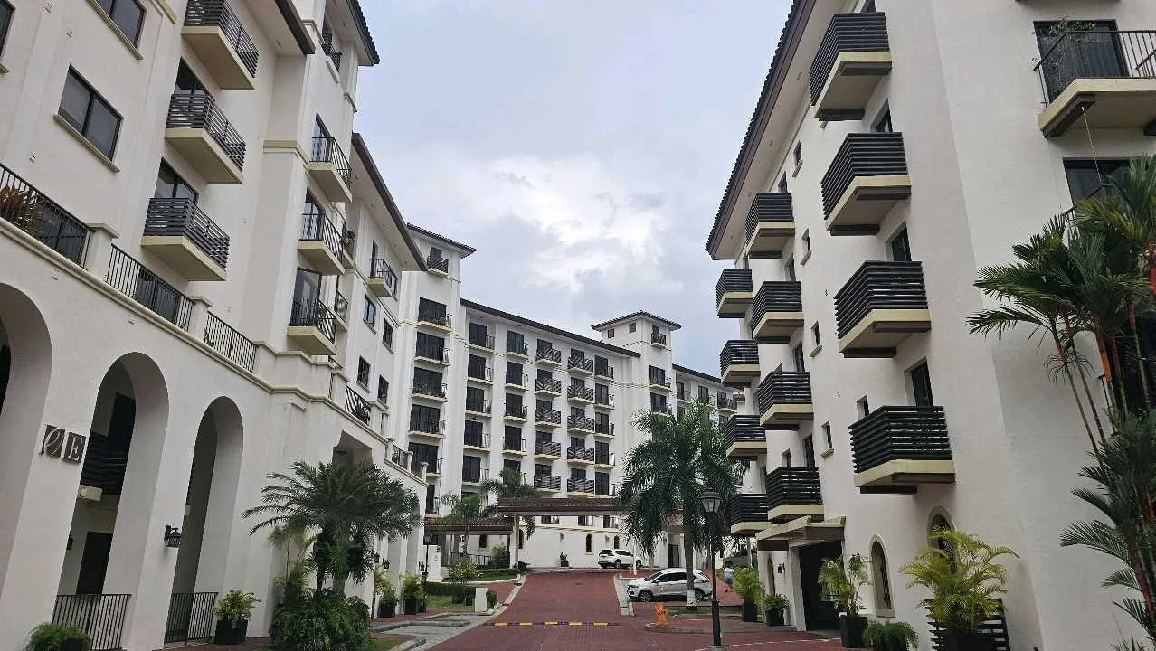 Venta apartamento Inversión Embassy Village con terraza — imagen 1 de 10