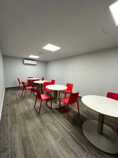 ALQUILER OFICINA MARBELLA AMOBLADA (DV) — imagen 4 de 10