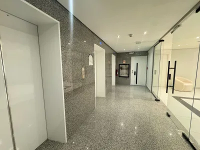 ALQUILER OFICINA AMOBLADA CALLE 50 (DV) — imagen 3 de 10