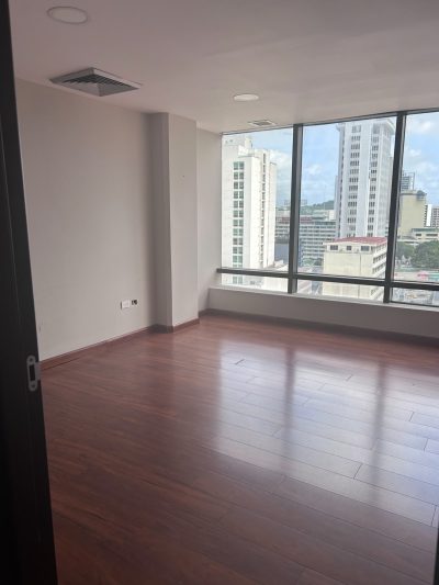 Oficina de 218 m2 en Obarrio — imagen 5 de 10